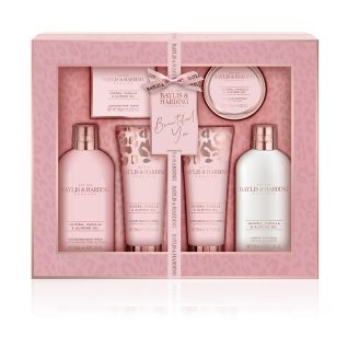 Baylis and deals harding gift set